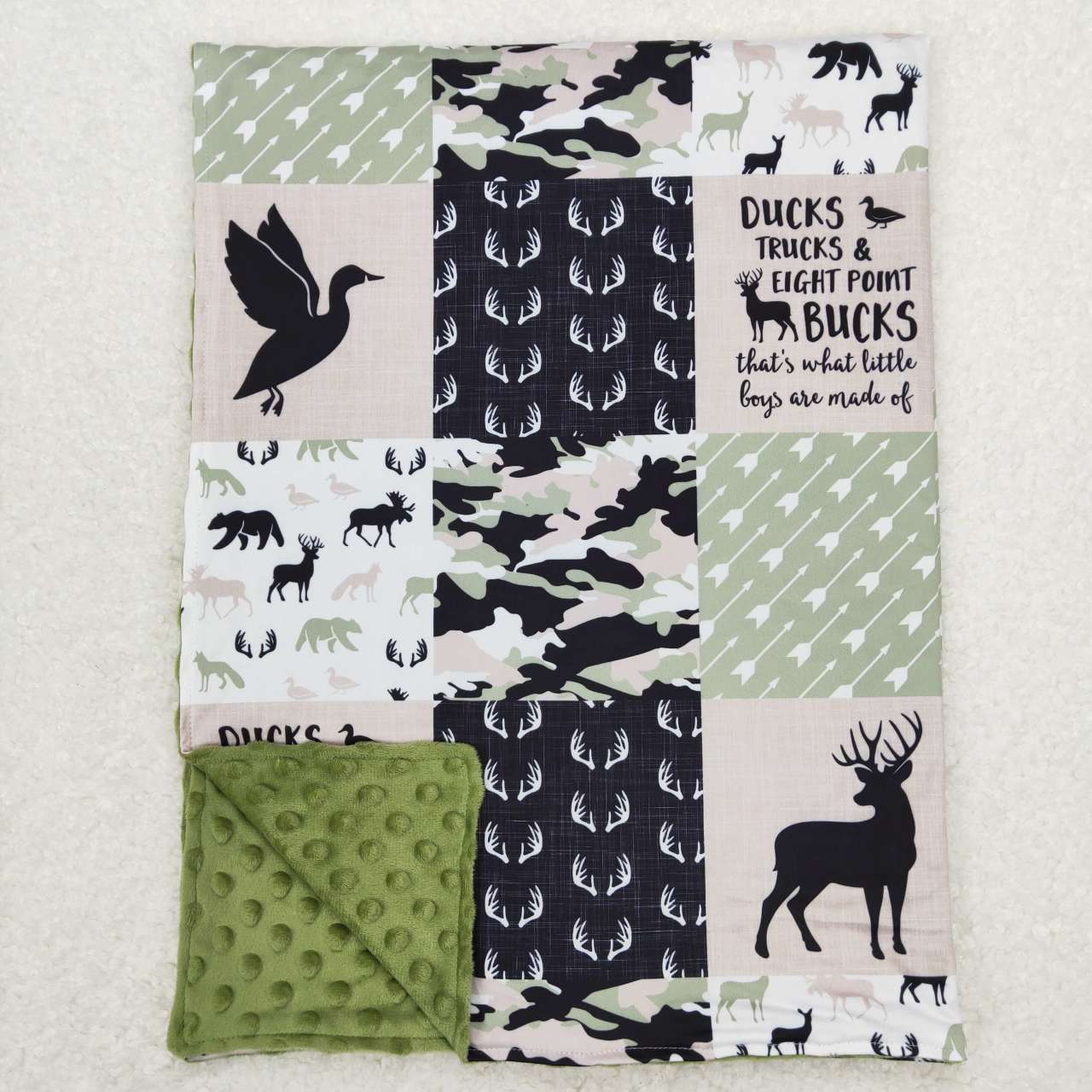 BL0071 Hunt duck deer green baby blanket