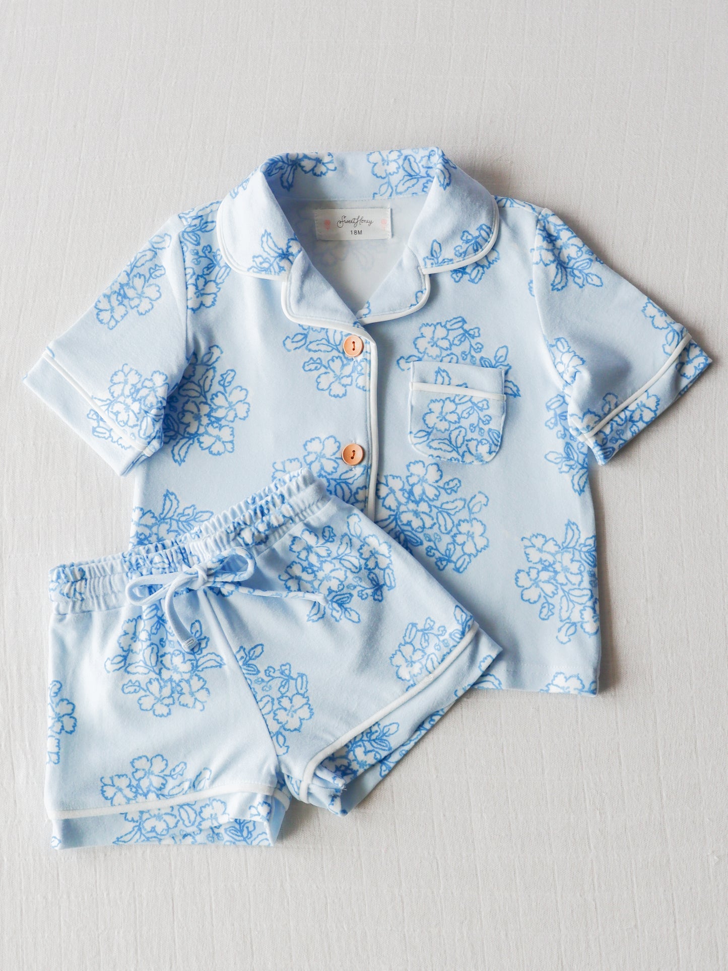 custom blue flowers short sleeve shorts milk silk pajamas (moq 3) tat 6-8 weeks