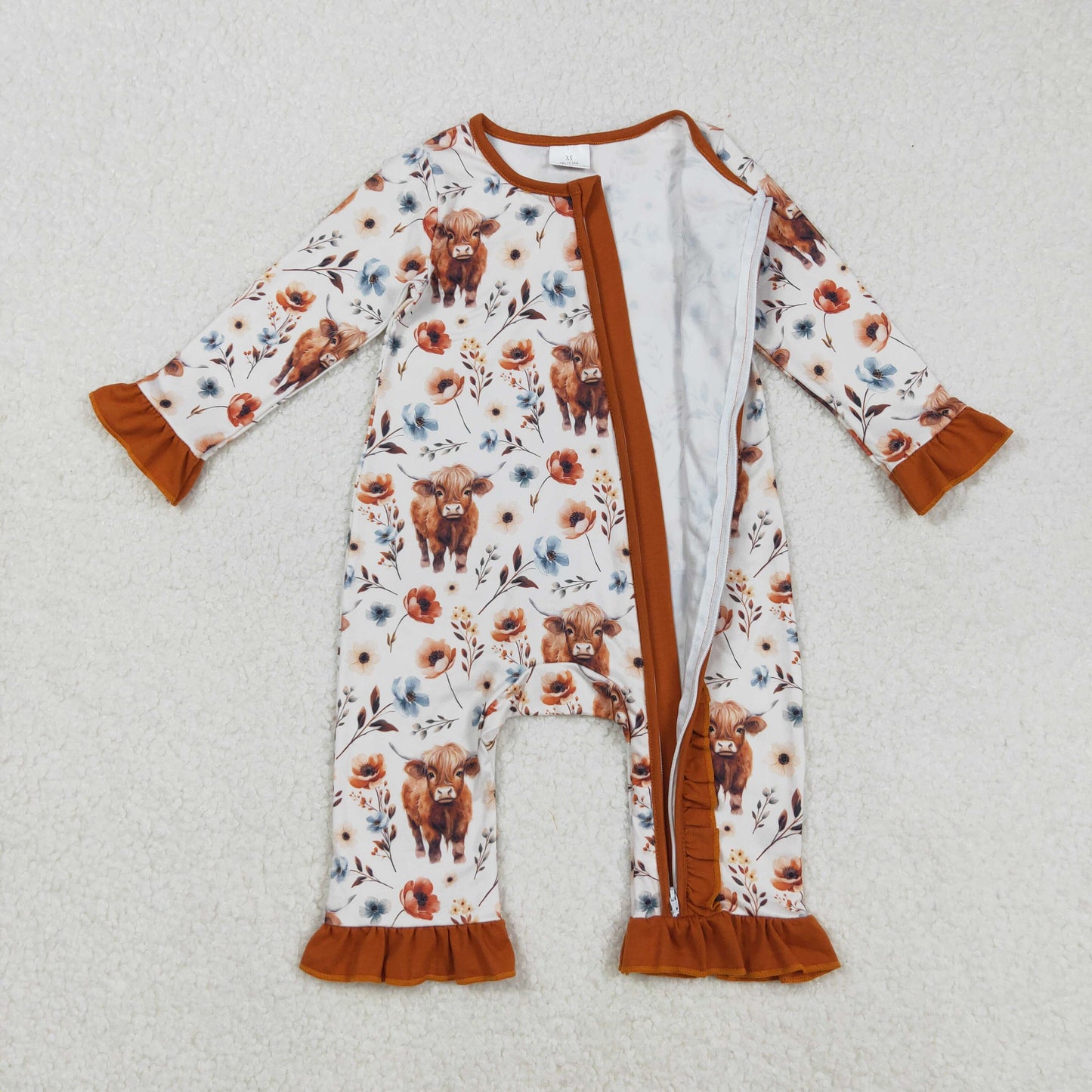 Custom moq 20 bamboo highland cow flowers brown long sleeve zipper girls romper