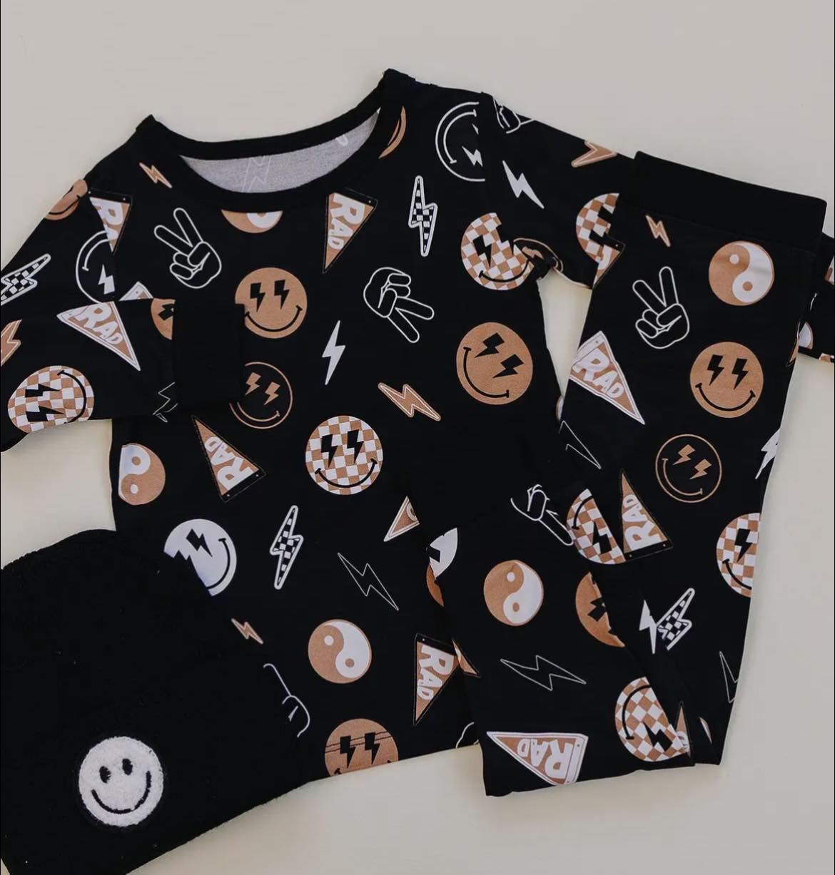 preorder BLP1413 Smile Flash Black Long Sleeve Pants Boys Pajamas