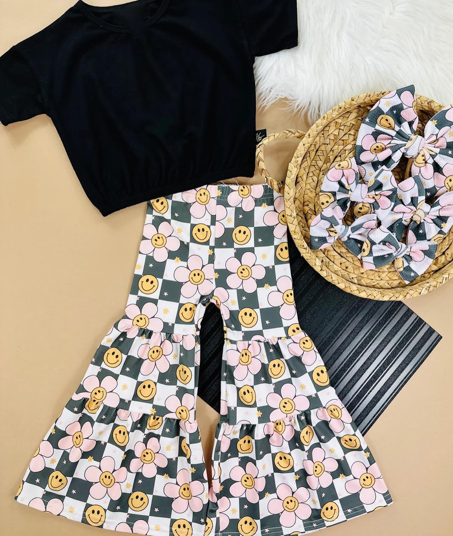 preorder GSPO2198 Black Short Sleeve Flowers Checkered Pants Girls Set