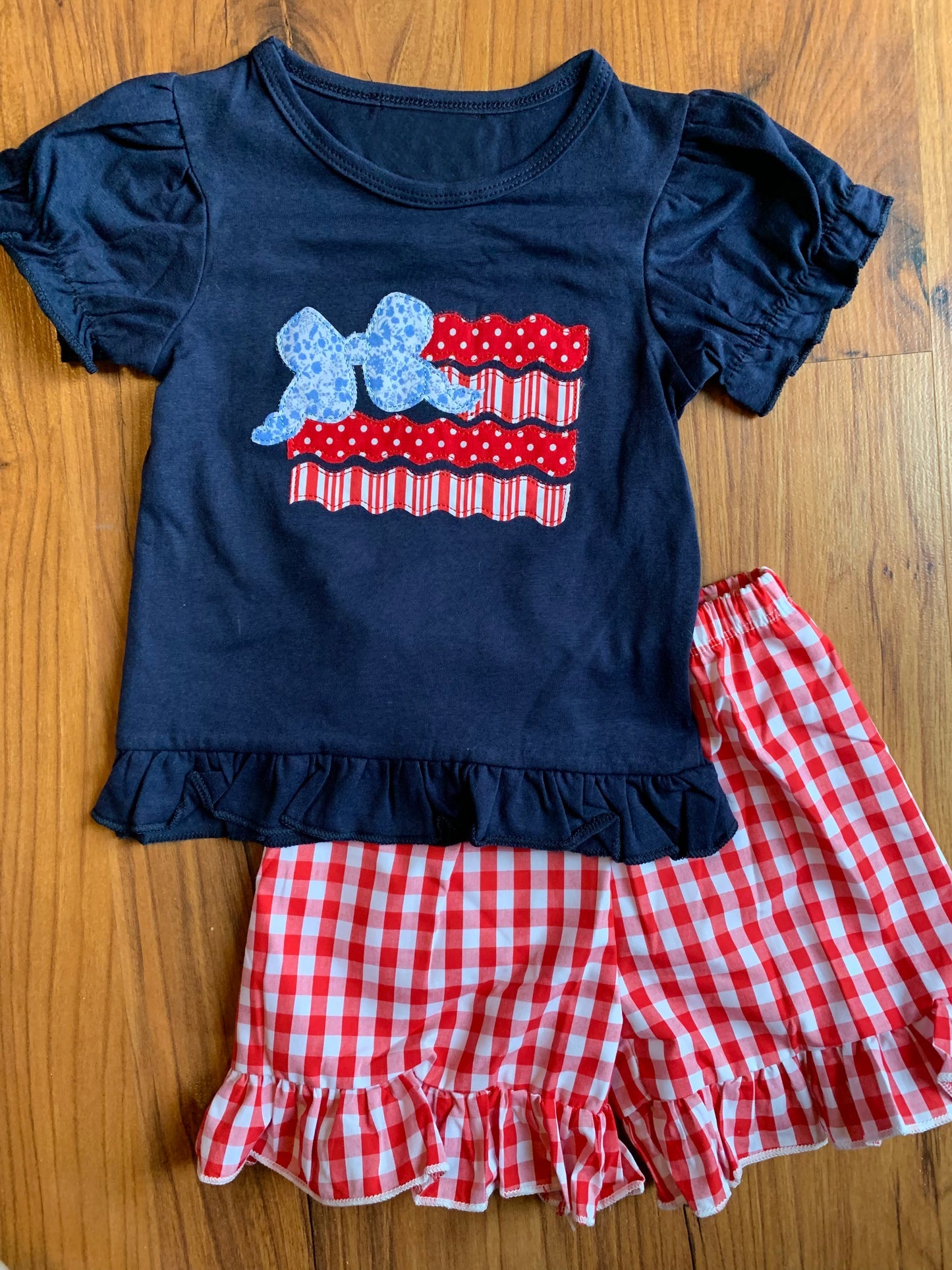 preorder GSSO2379 July 4th flag bow navy blue short sleeve red checkered shorts girls set