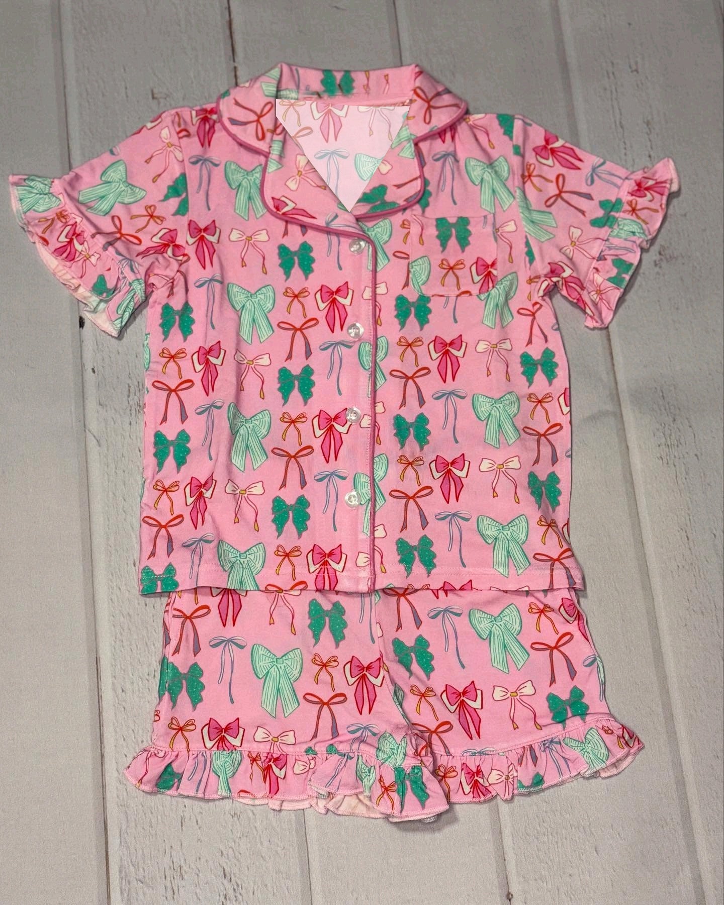 preorder GGSSO2636 Christmas red/green bows pink short sleeve shorts girls pajamas