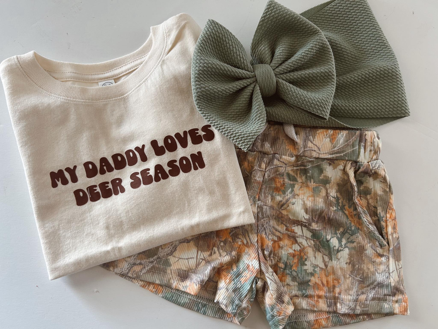 preorder GSSO2827 My Daddy Loves Deer Season Short Sleeve Camo Shorts Girls Set