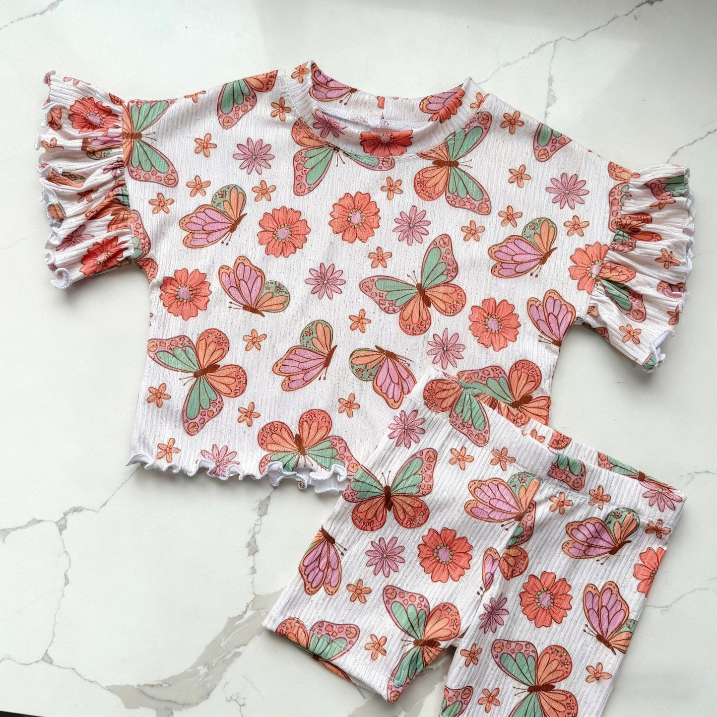 preorder GSSO2886 Butterfly Flowers Short Sleeve Shorts Girls Set