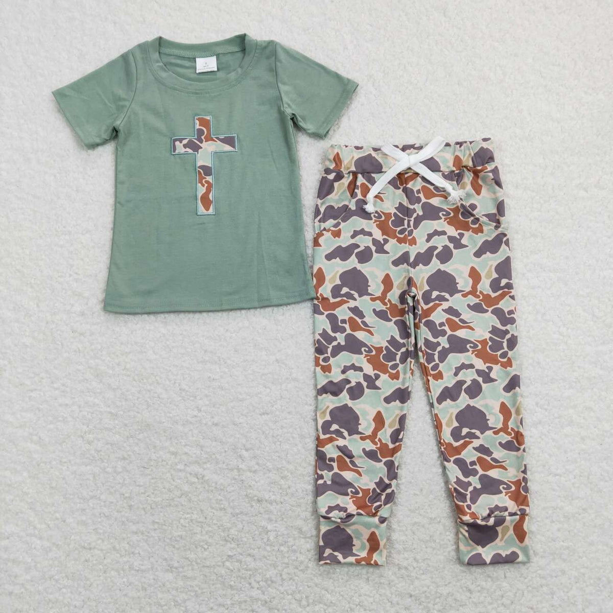 Cross green short sleeve green camo pants boys set