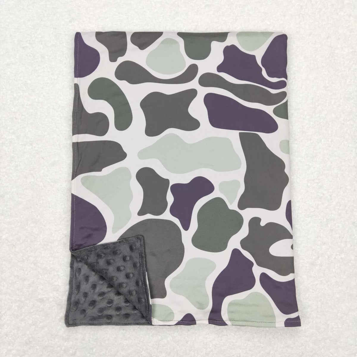 BL0108 Green camo baby blanket
