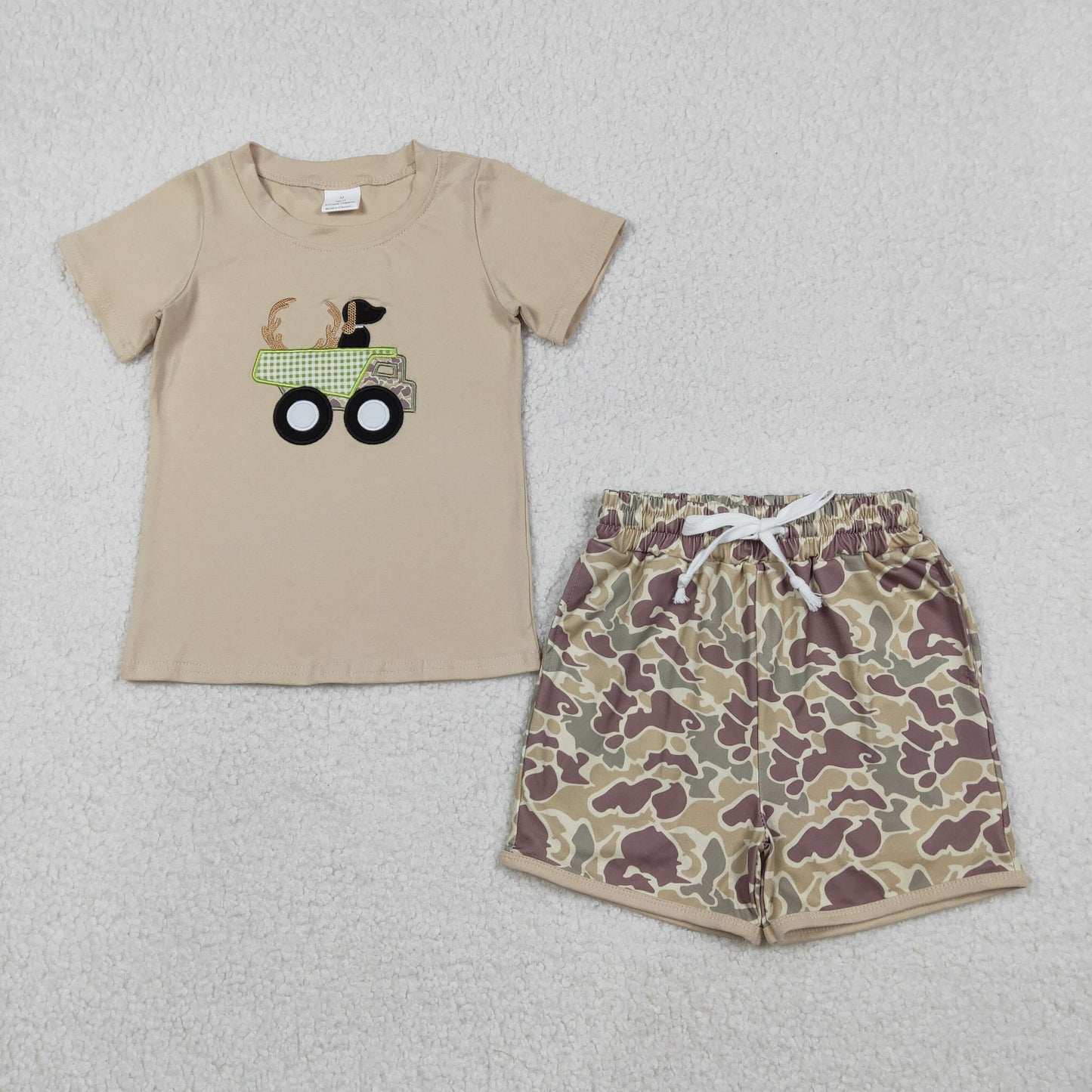 Embroidery BSSO1576 hunting truck deer dog short sleeve camo shorts boys set