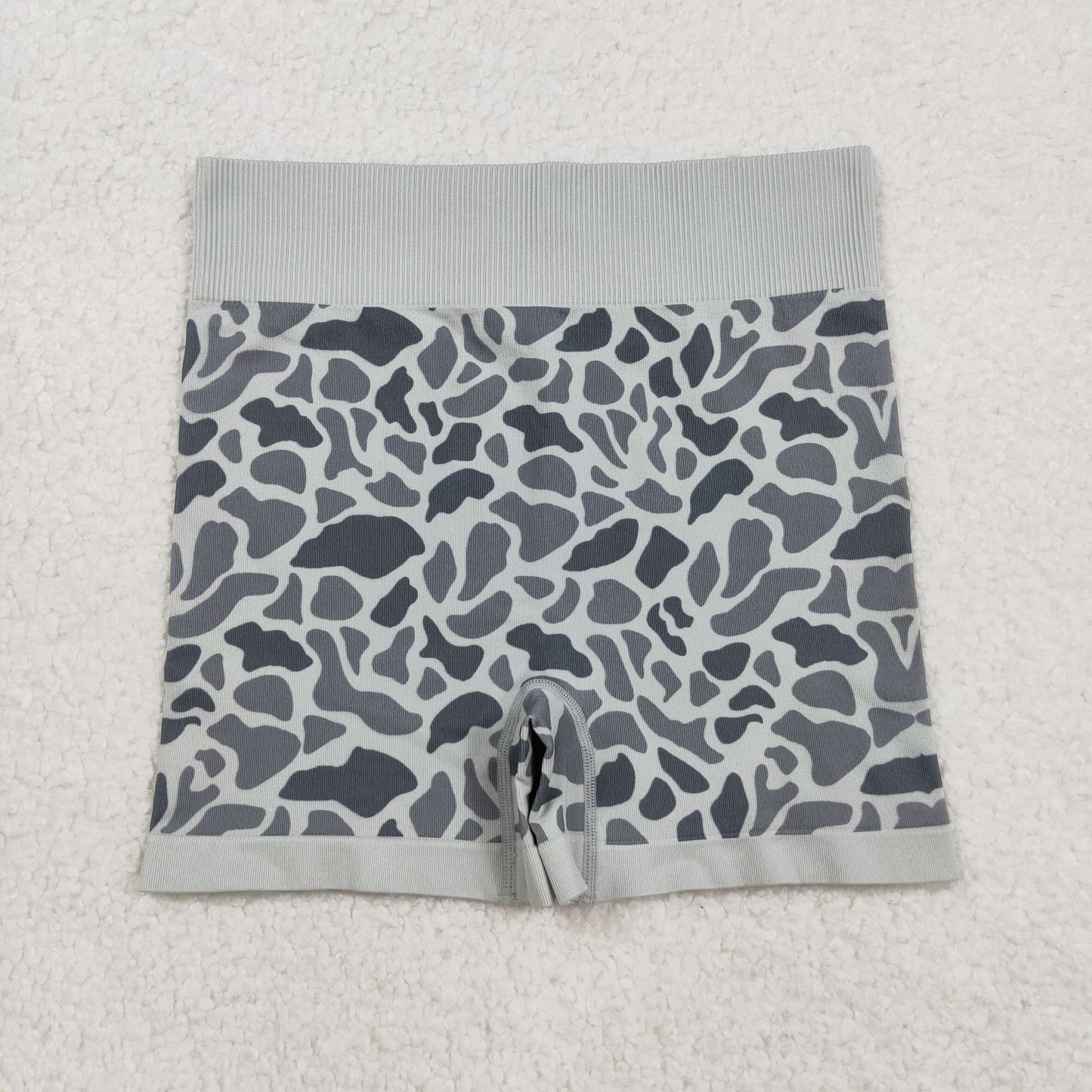 SS0643 grey camo adult women shorts