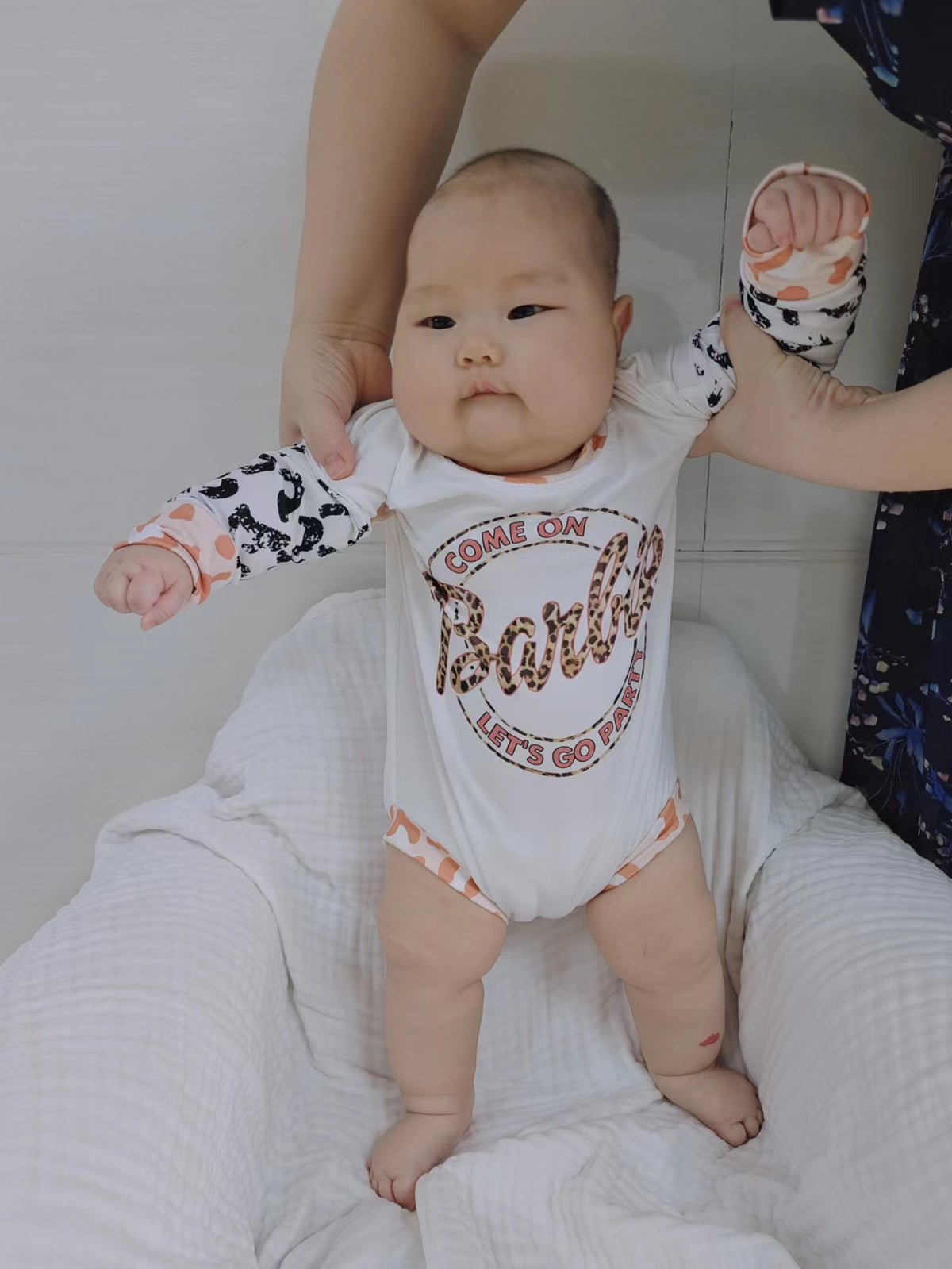 LR0010 cartoon BA let's go party leopard long sleeve girls romper