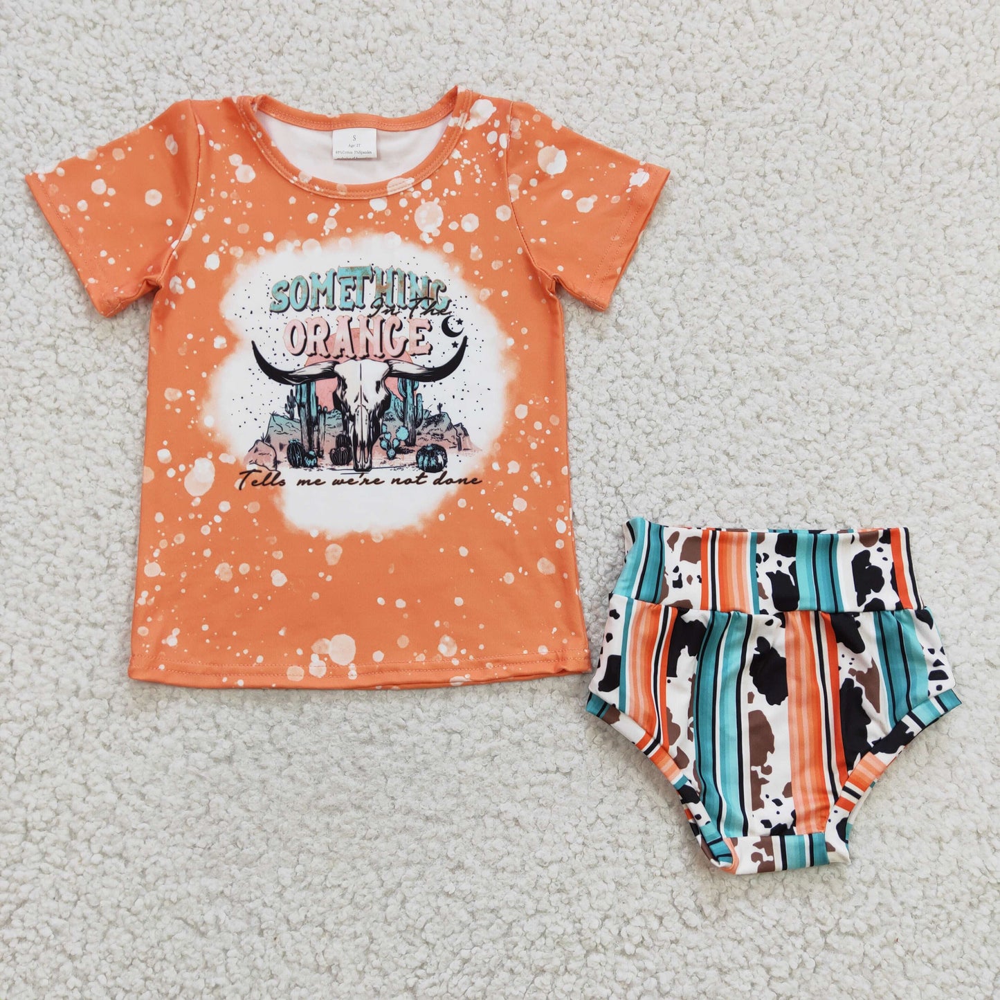 GBO0069 Orange Bleach Something Cow Skull Western Bummies Set