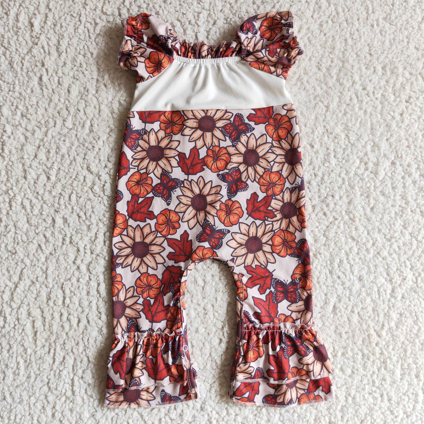 SR0094 Hey There Pumpkin Flower Fall Romper