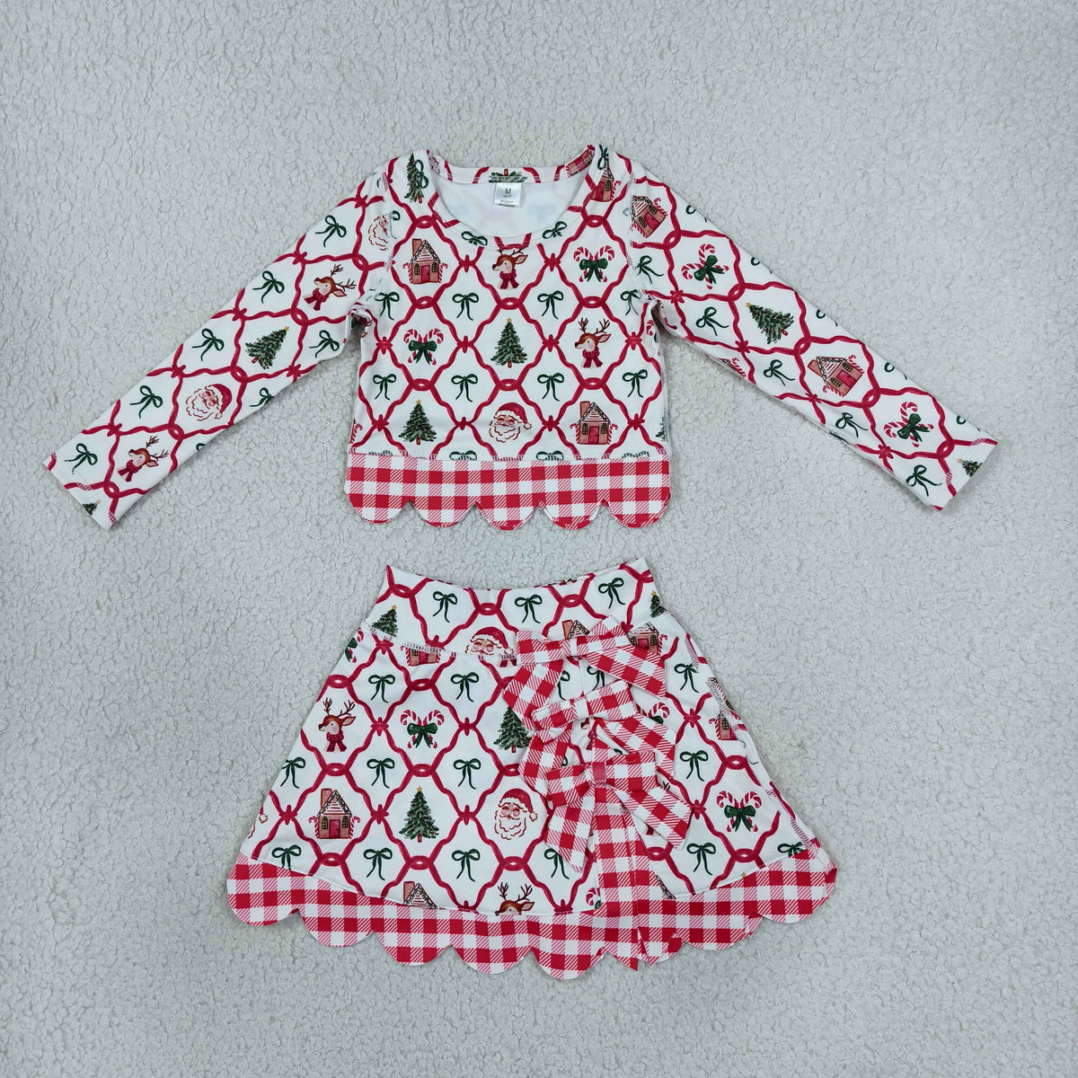 GLD1676 Yoga Scallop Christmas Santa Bows Long Sleeve Bows Skorts Girls Set
