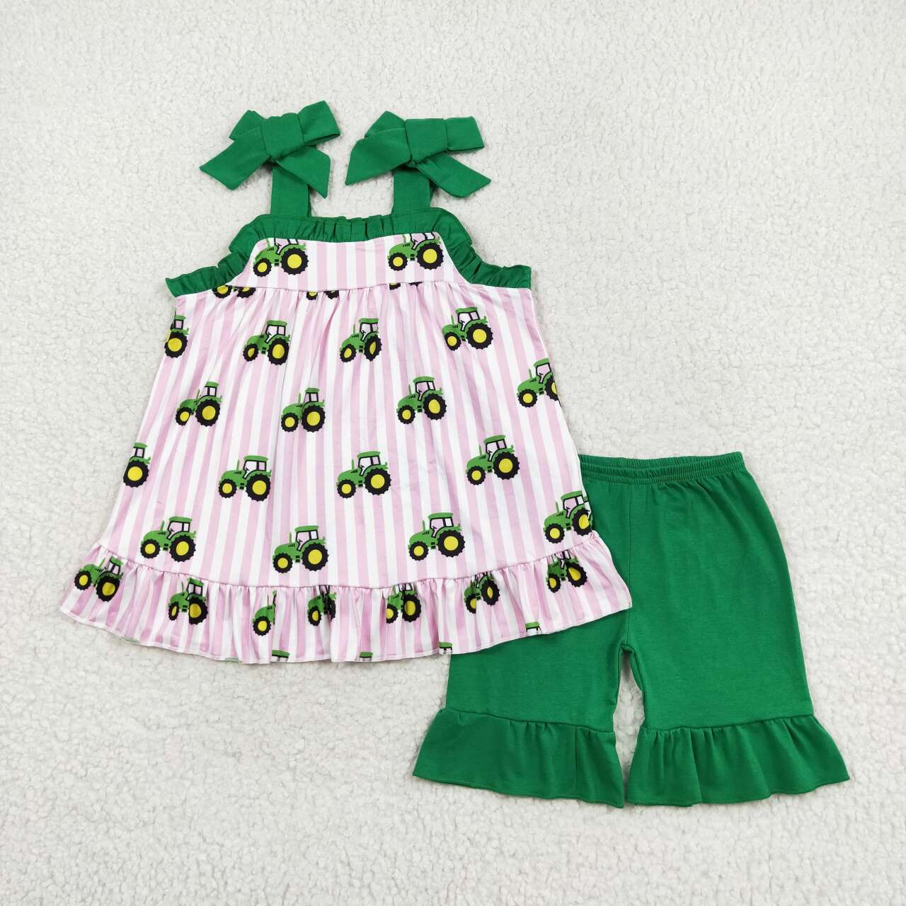 GSSO1222 farm tractor green lace-up top green shorts girls set