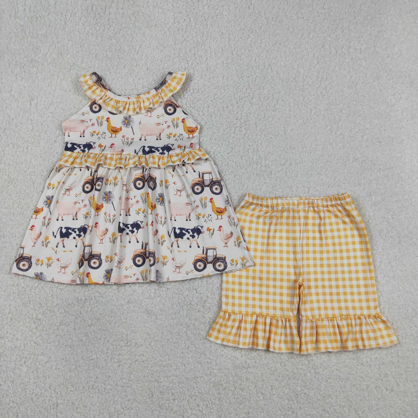 GSSO3071 Farm Chick Pig Tractor Top Yellow Checkered Shorts Girls Set