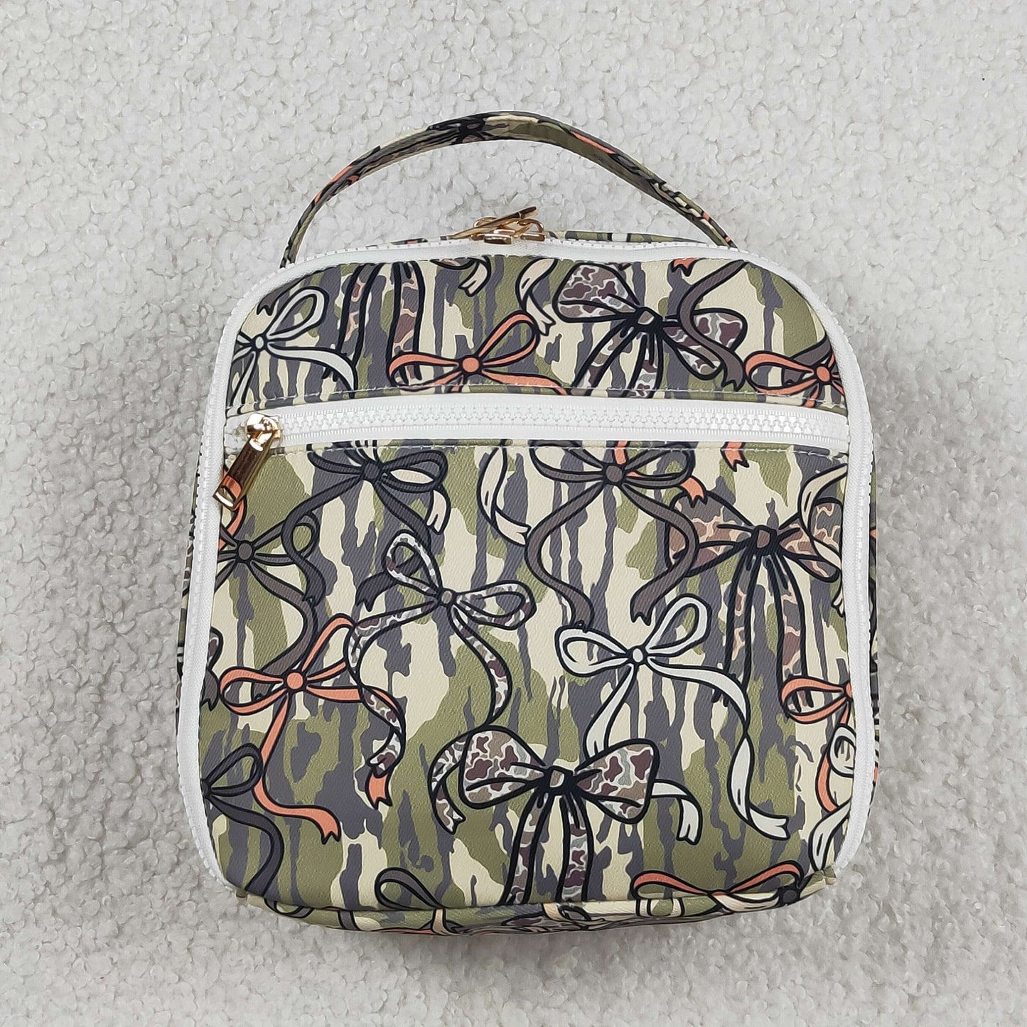 BA0393 Camo Bows Lunchbox Lunch Bag
