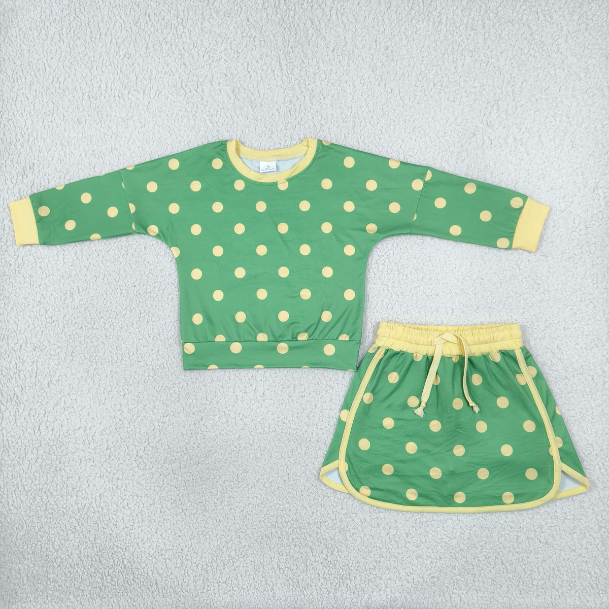 GLD1764 Yellow Dot Green Long Sleeve Shorts Girls Set