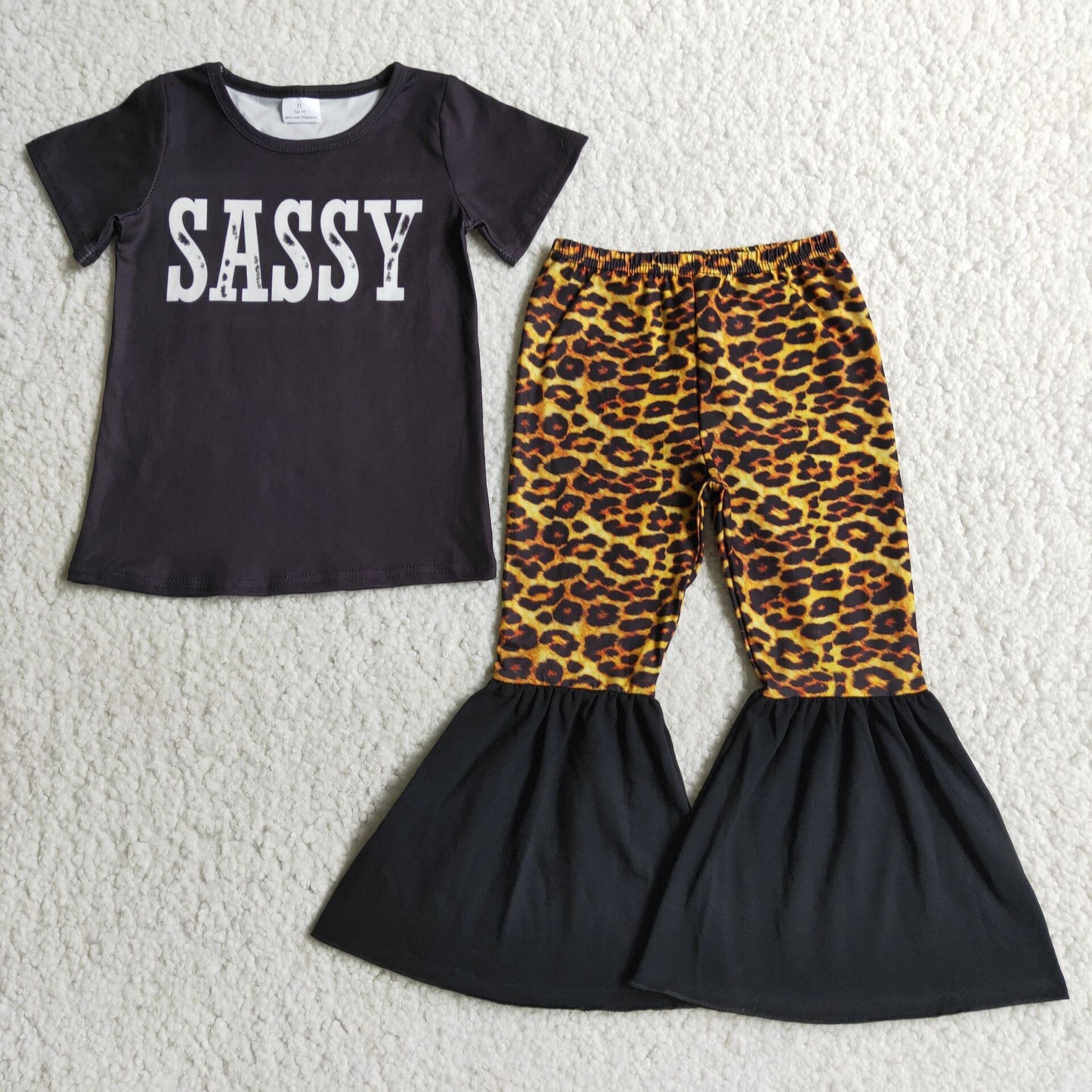 A17-22 Sassy Short Sleeve Leopard Print Pants Set