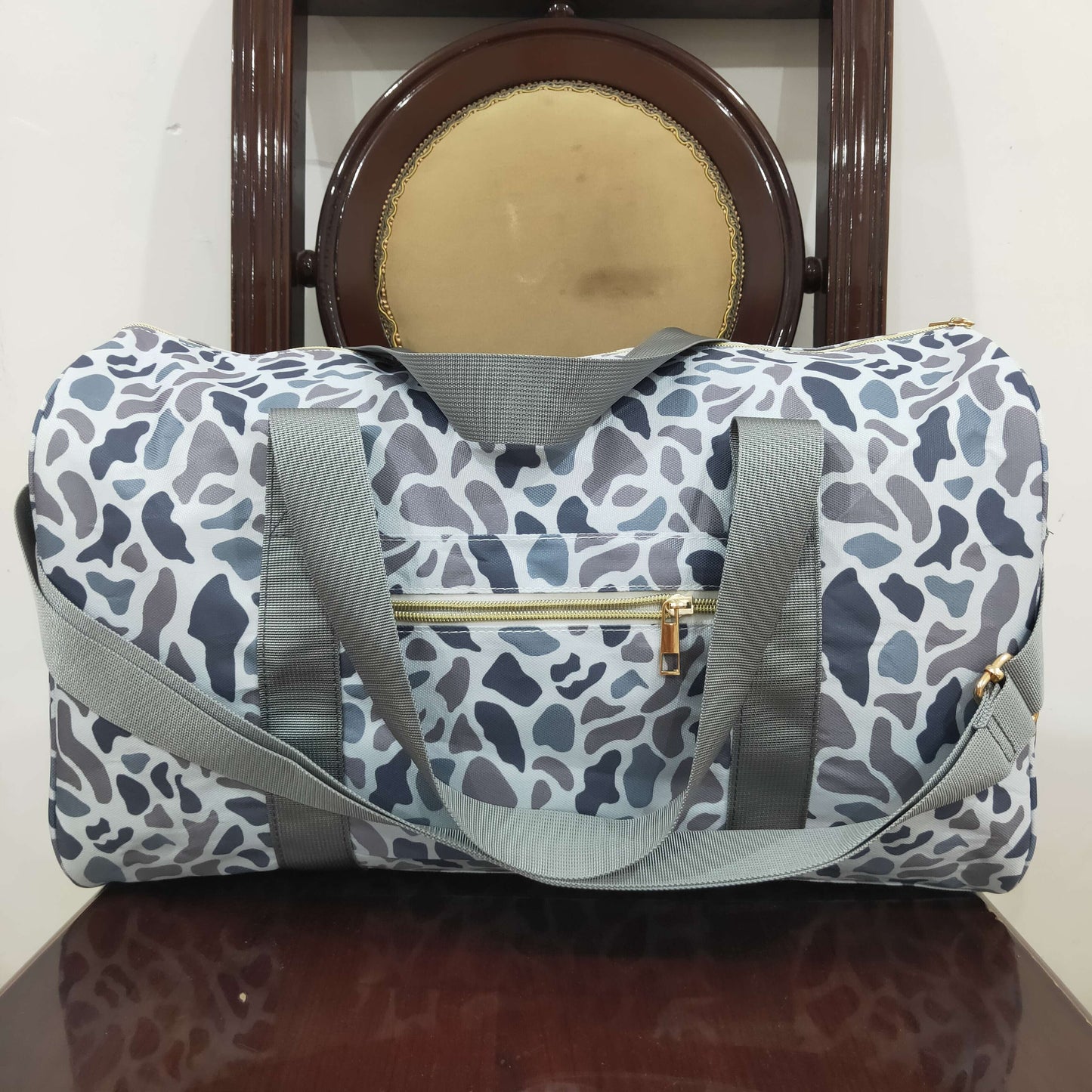 BA0262 grey camo sport bag