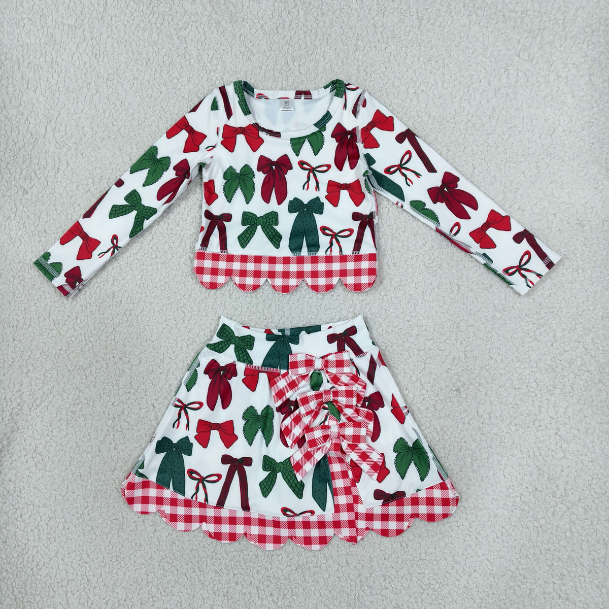 GLD1677 Yoga Scallop Christmas Bows Long Sleeve Bows Skorts Girls Set