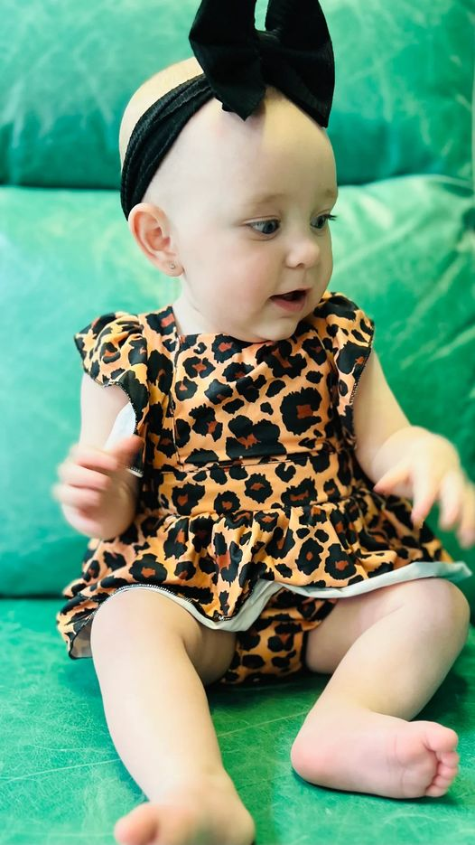 preorder GBO0289 Leopard short sleeve girls bummies set