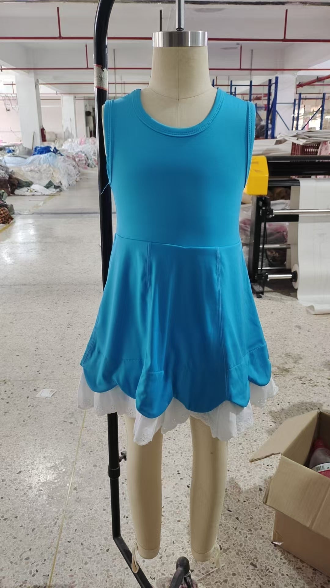 GSD2680 yoga blue sleeveless girls dress with lace