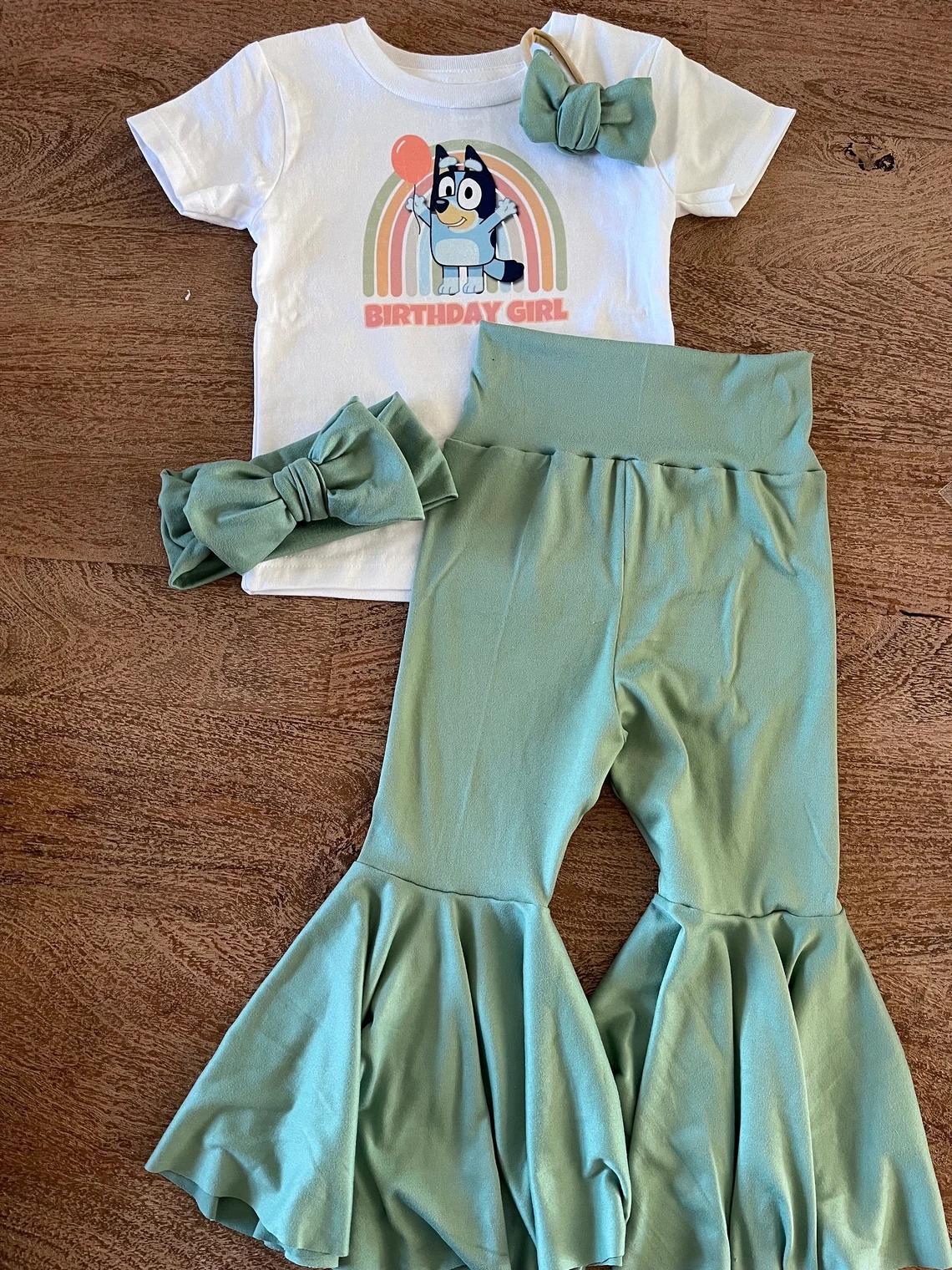 preorder GSPO1633 birthday girl cartoon dog rainbow short sleeve green pants girls set