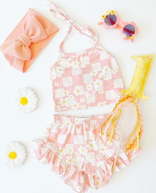 preorder GSSO0526 Little Daisy Flowers Pink Checkered Girls Summer Set