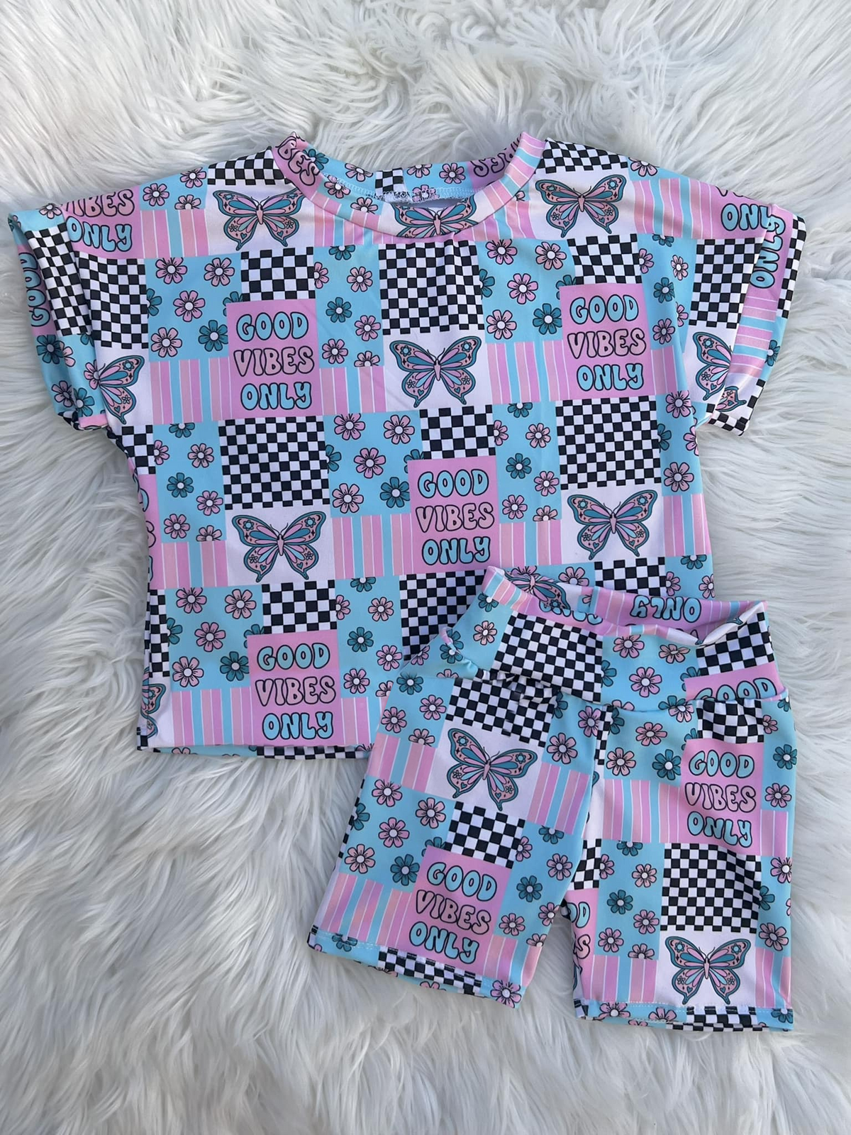 preorder GSSO2434 vibes only butterfly flowers pink blue short sleeve shorts girls set