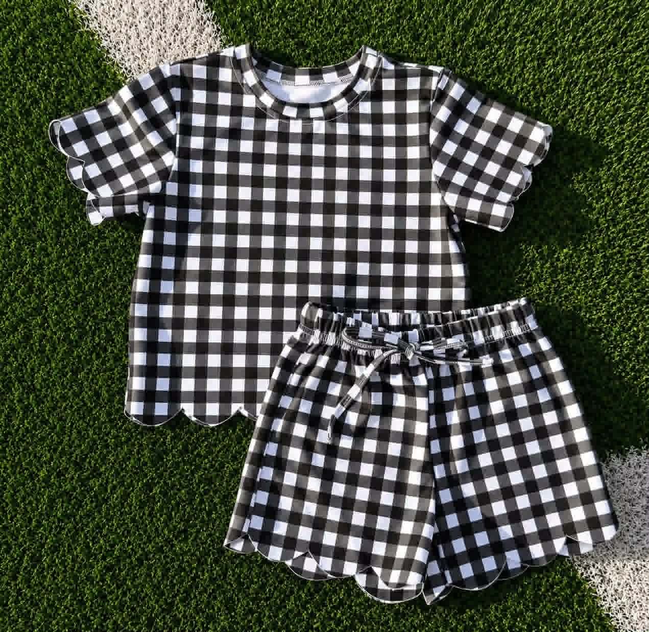 preorder GSSO3842 Scallop Black Checkered Short Sleeve Shorts Girls Set