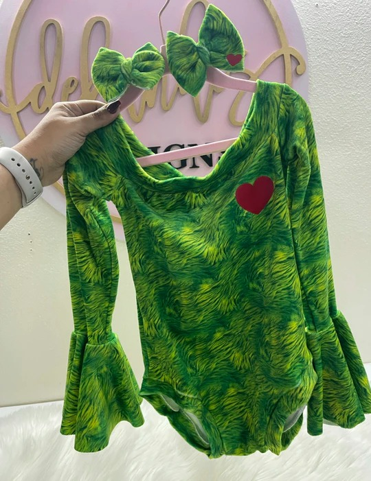 preorder LR0465 Red Heart Green Long Sleeve Girls Romper