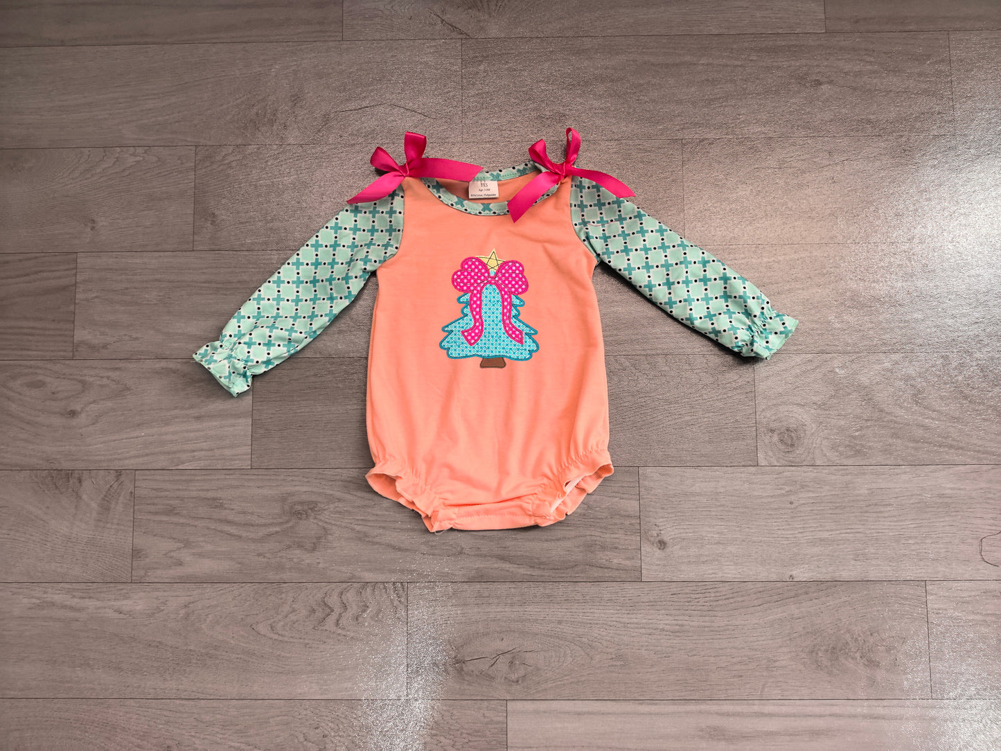 preorder Samples LR3164 Christmas Tree Bow Long Sleeve Girls Romper