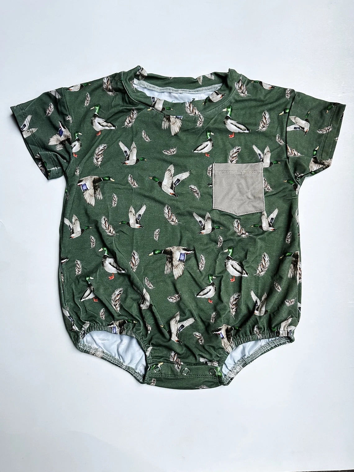 custom moq 3 mallard duck green pocket short sleeve boys romper