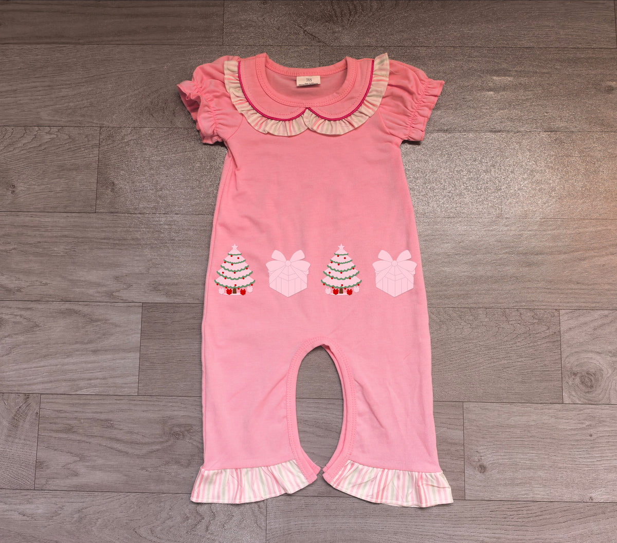 preorder Samples SR4288 Christmas Tree Gift Pink Short Sleeve Girls Romper