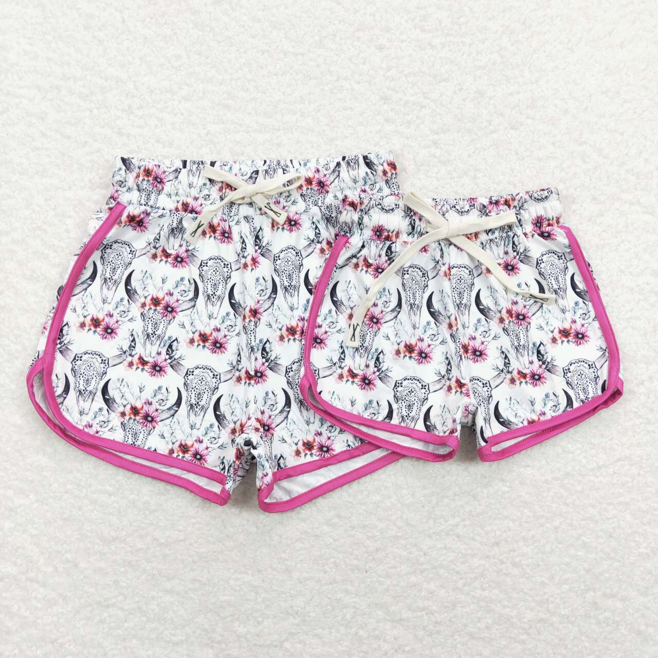 SS0122 Cow flowers kids shorts