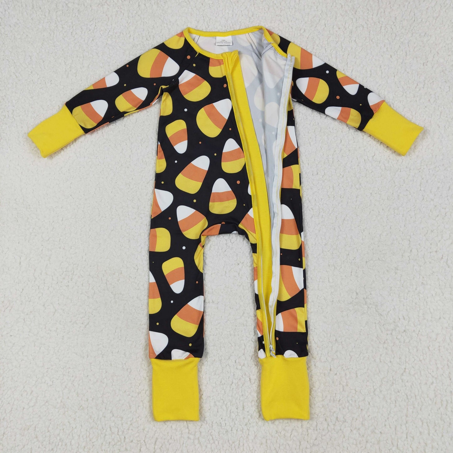 Custom moq 20 bamboo Hallooween candy black long sleeve zipper boys romper