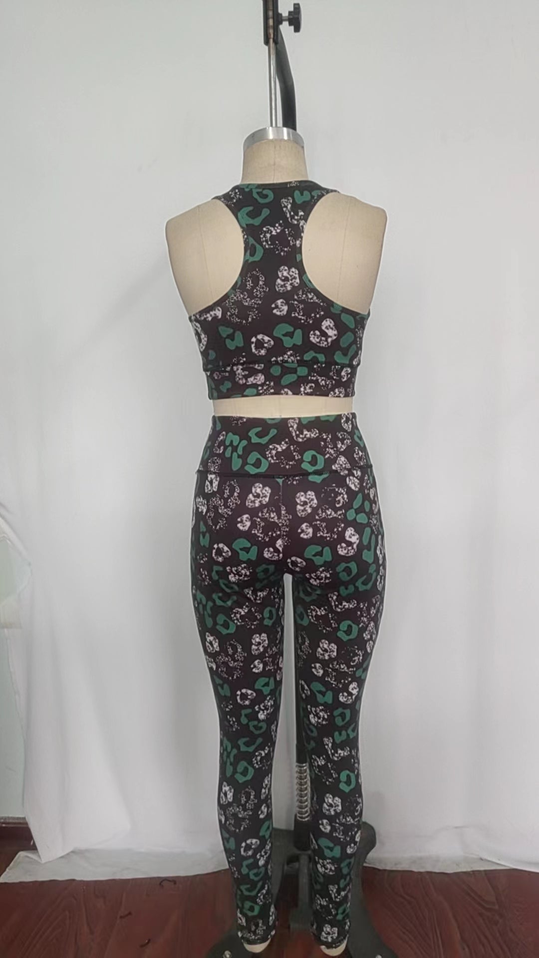 GSPO1462 blue leopard sleeveless pants adult yoga outfit polyester