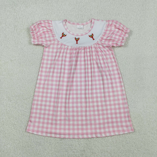 embroidery GSD2853 Mardi Gras crayfish pink checkered short sleeve girls dress