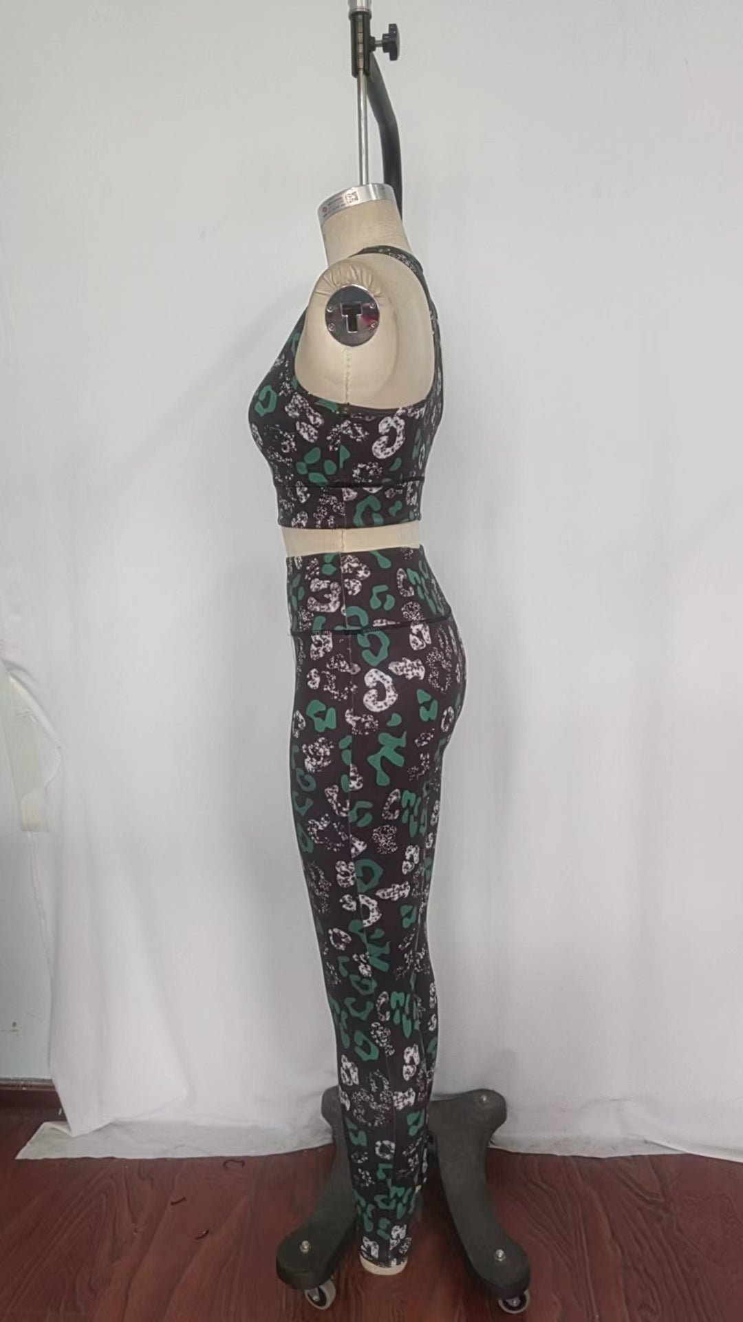 GSPO1462 blue leopard sleeveless pants adult yoga outfit polyester