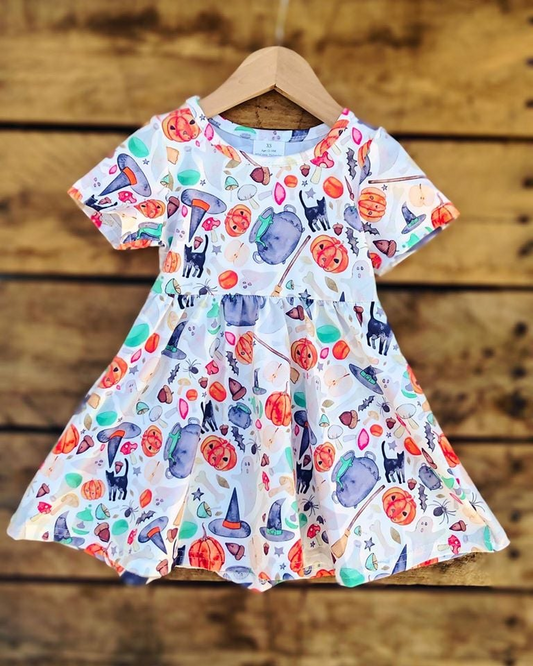 Casual Baby Girls Fall Short Sleeve Halloween Witch Print Twirl Dress