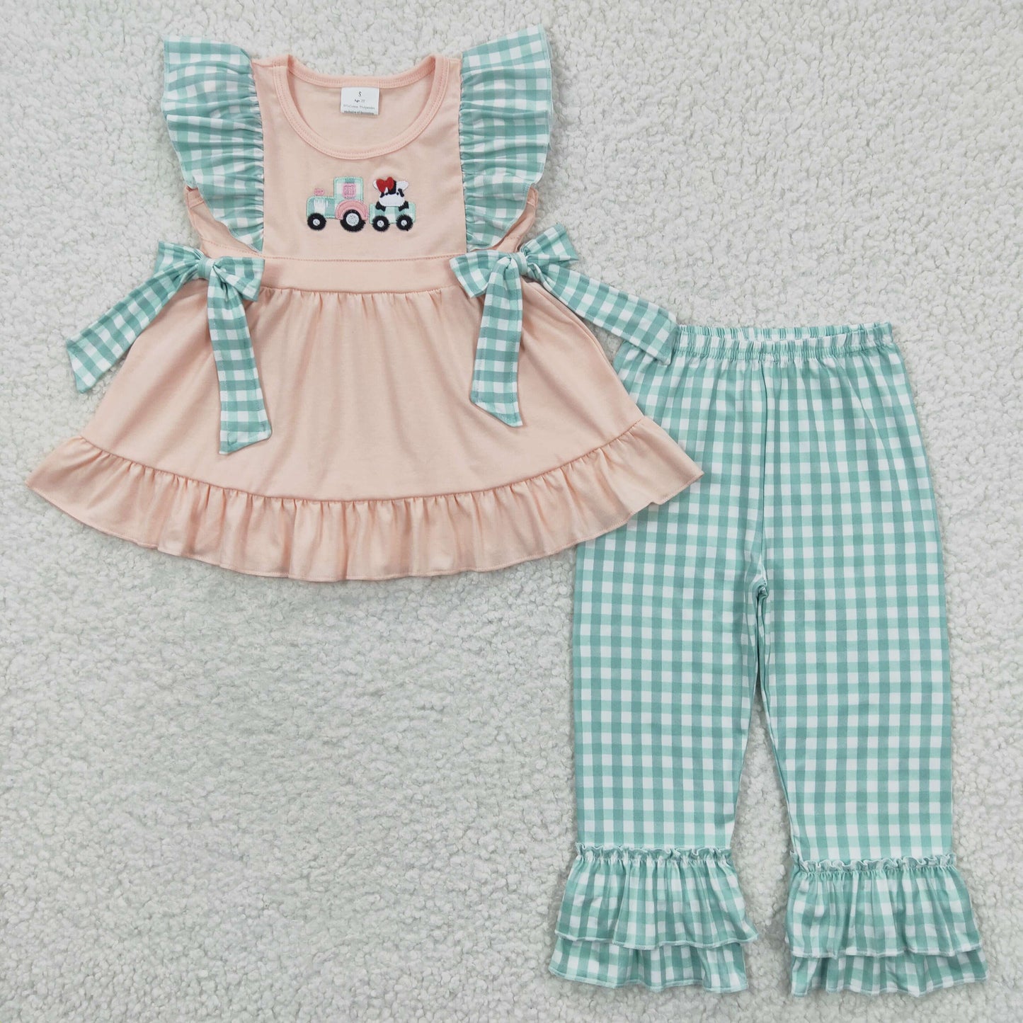 GSPO0447 Truck Cow Embroidery Farm Pink & Green Baby Girls Flutter Sleeve Outfits