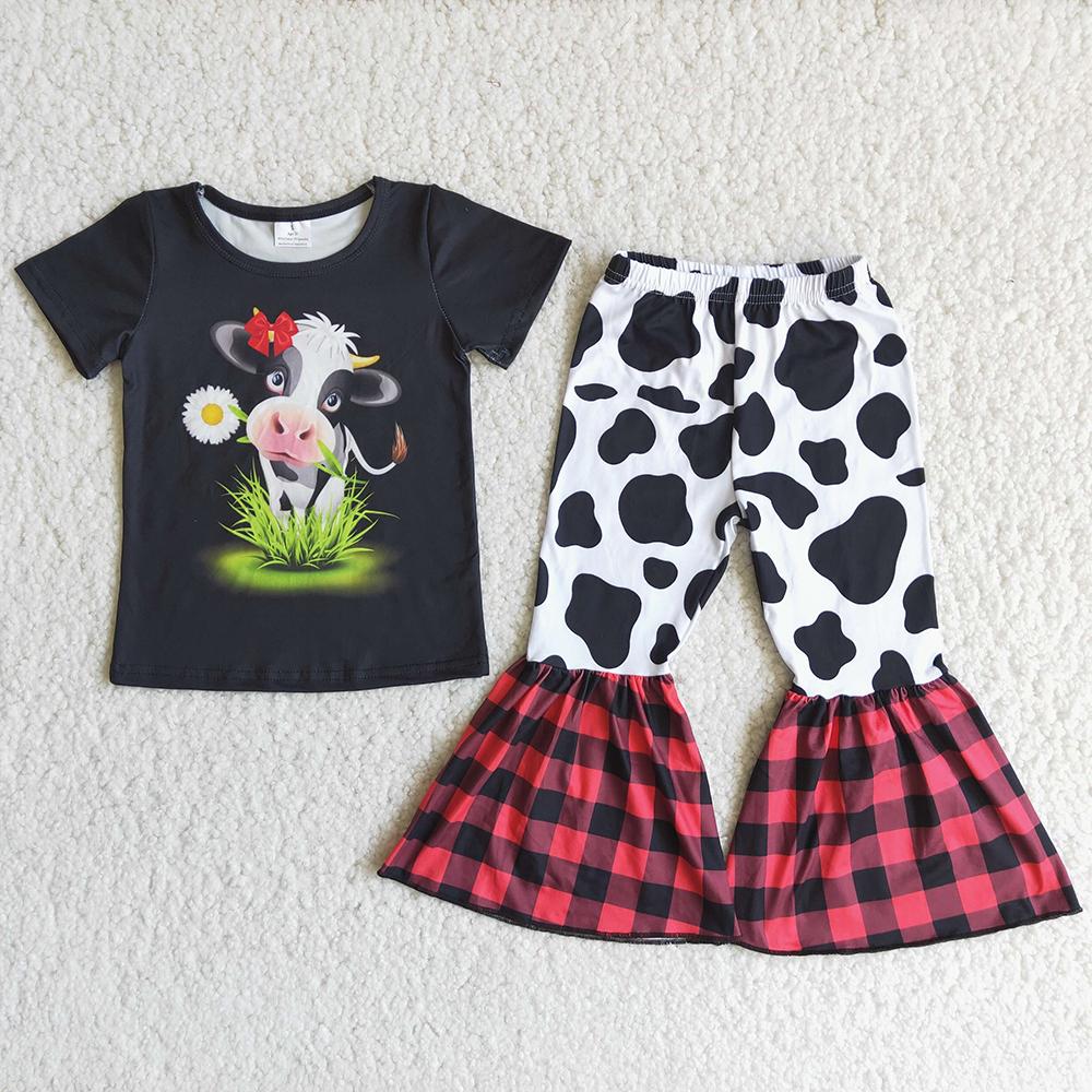 Cow Eat Grass Black Short Sleeve Girls Outfits